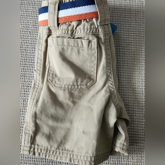 New Gymboree Baby Boy's Khaki Shorts with belt 3-6 months - Picture 4 of 4
